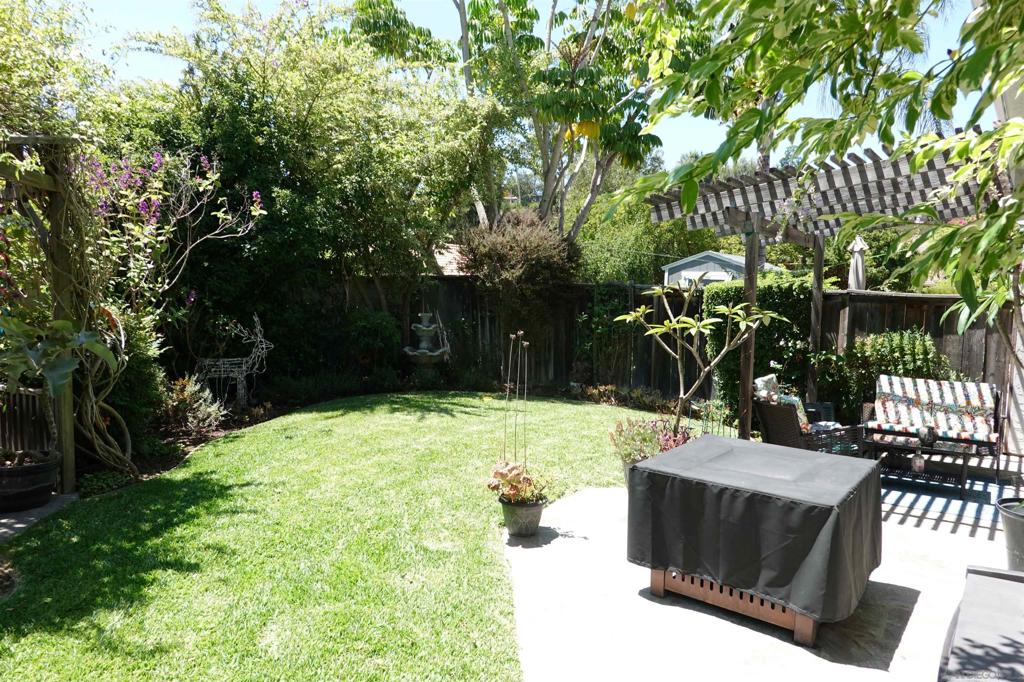 10934 Glencreek Circle