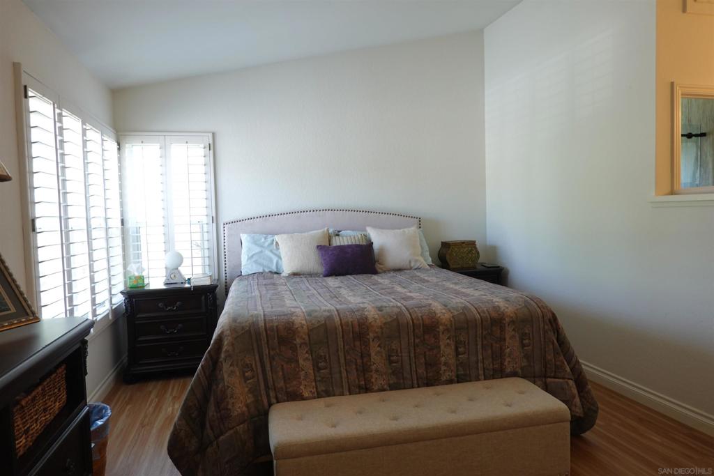 10934 Glencreek Circle