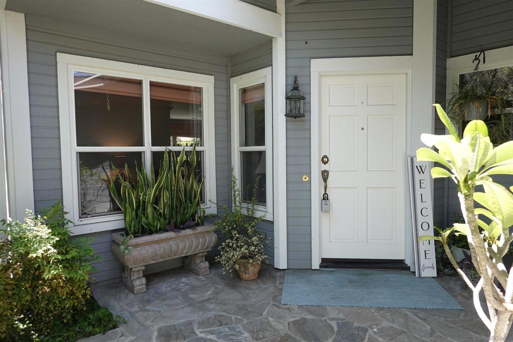 10934 Glencreek Circle