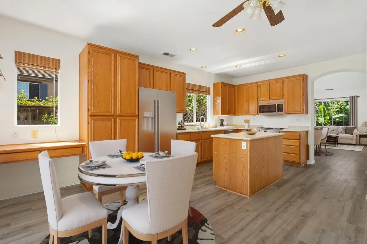 758 El Caballo Dr