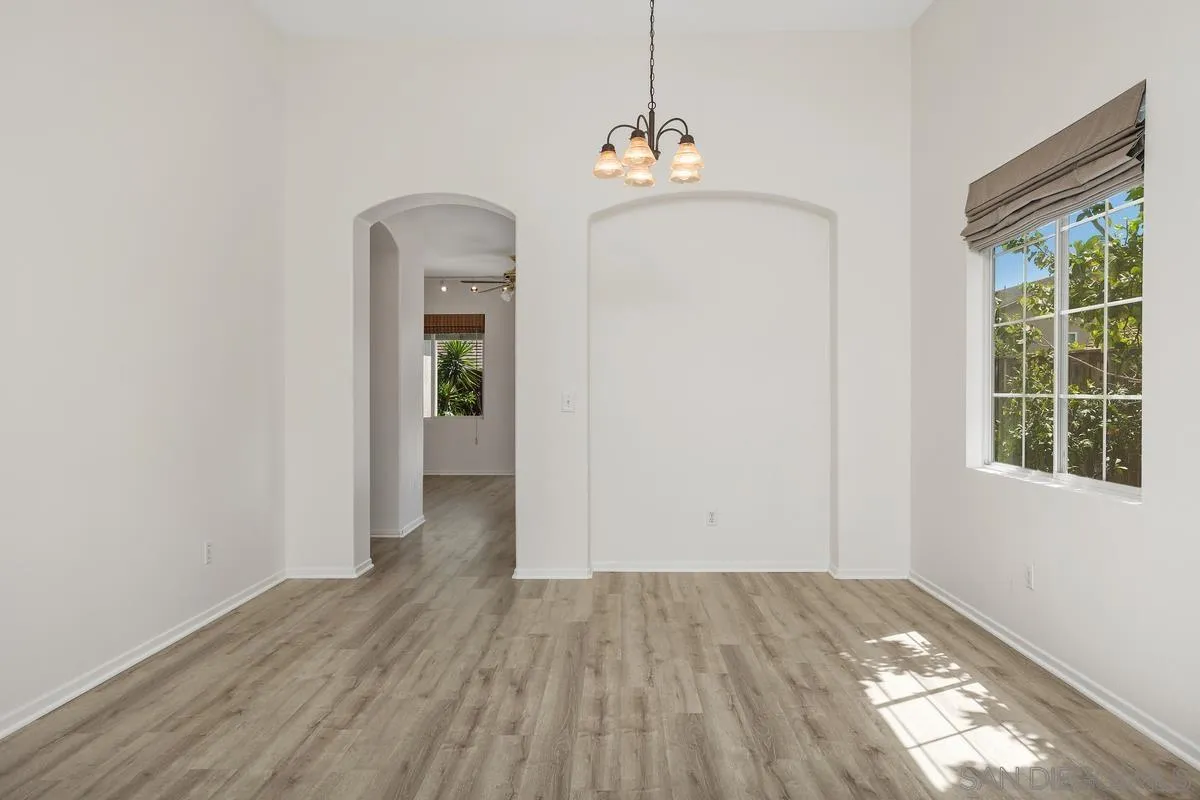 758 El Caballo Dr