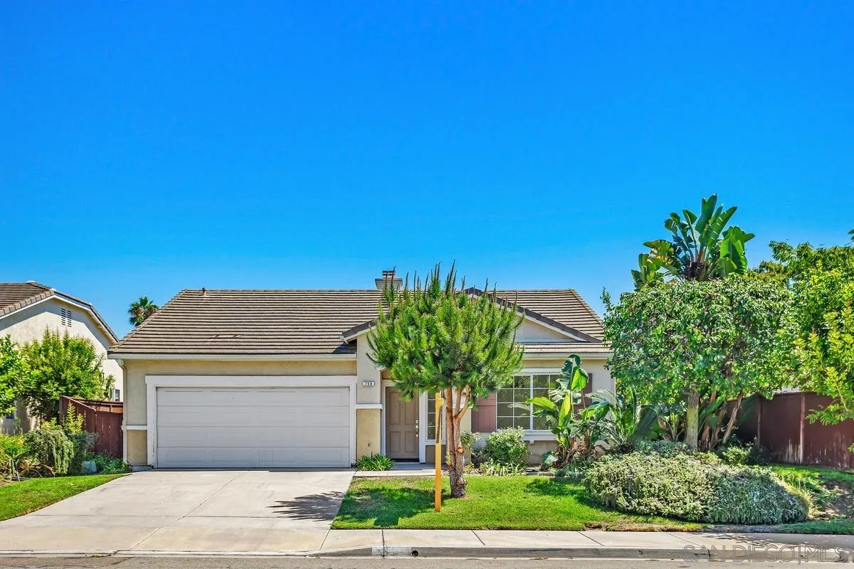 758 El Caballo Dr