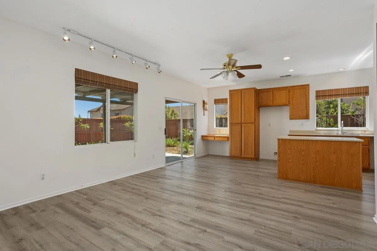 758 El Caballo Dr