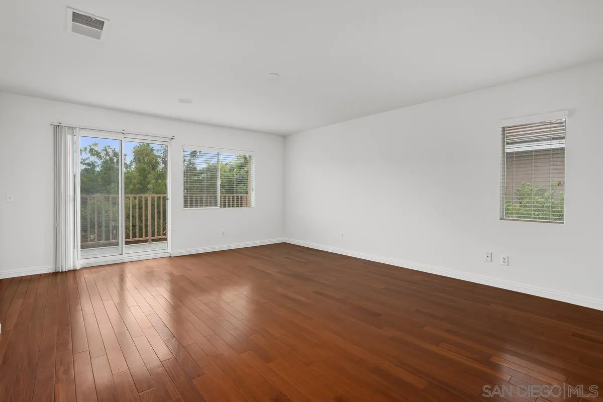 4495 Arbor Glen Way
