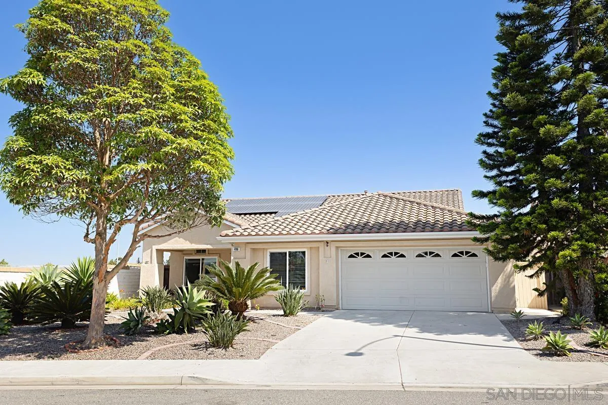 496 Christina Ct