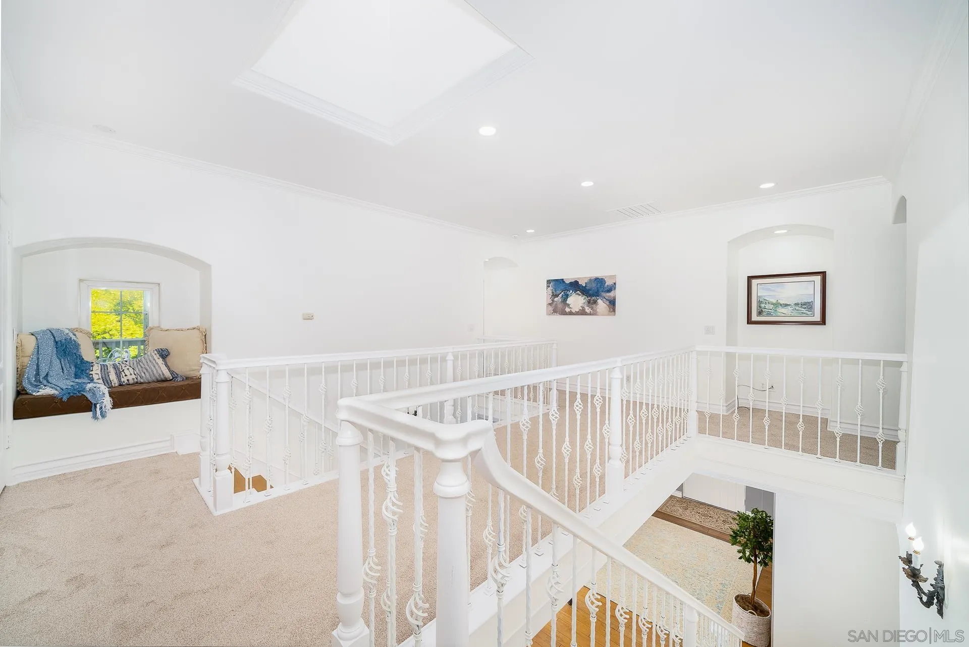 5 Rolling View Lane