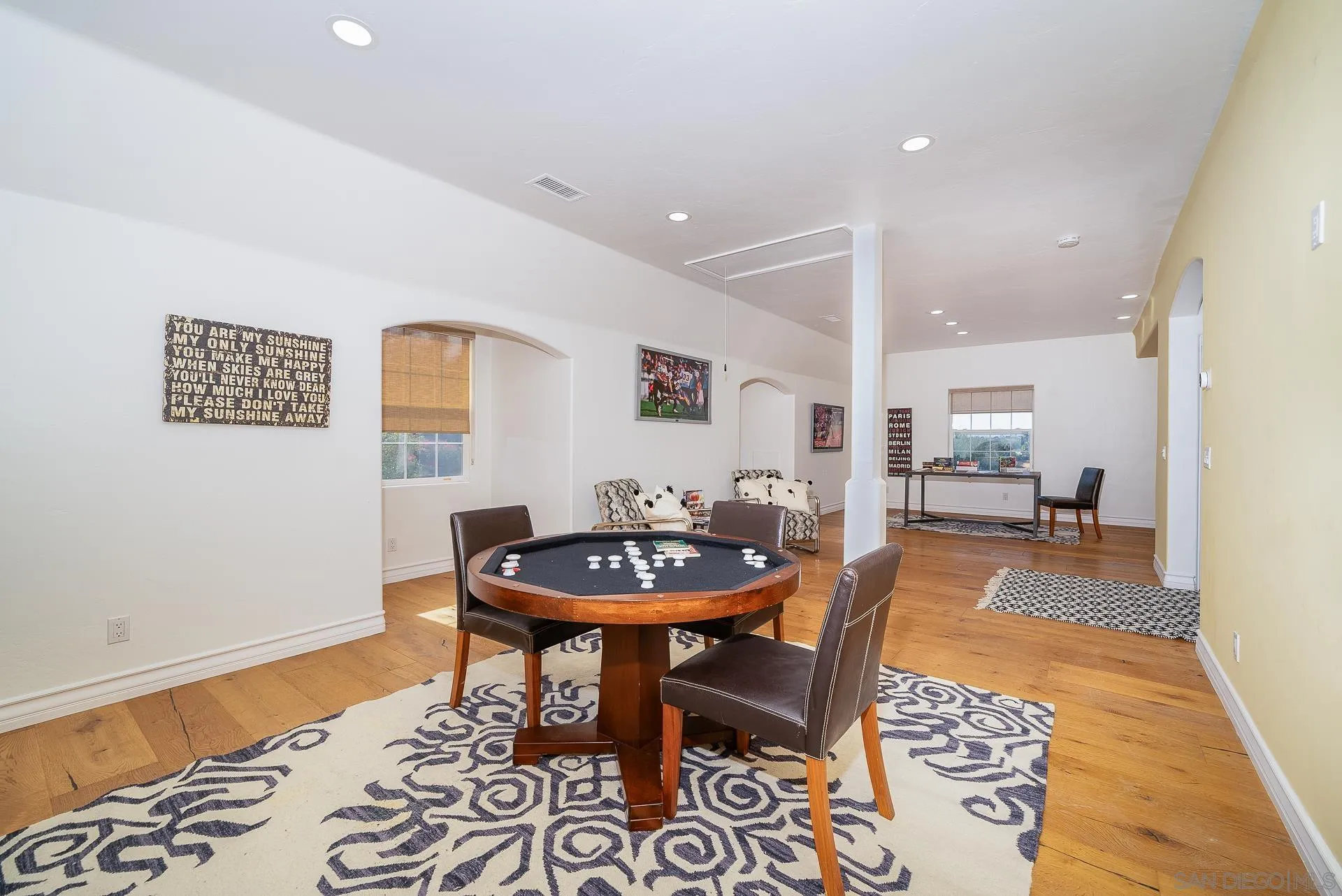 5 Rolling View Lane