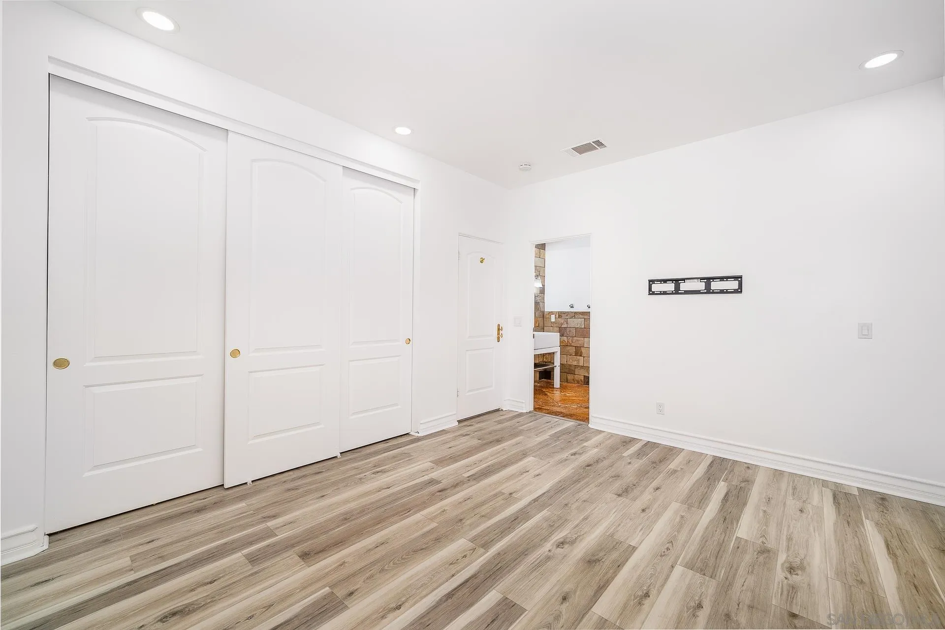 5 Rolling View Lane