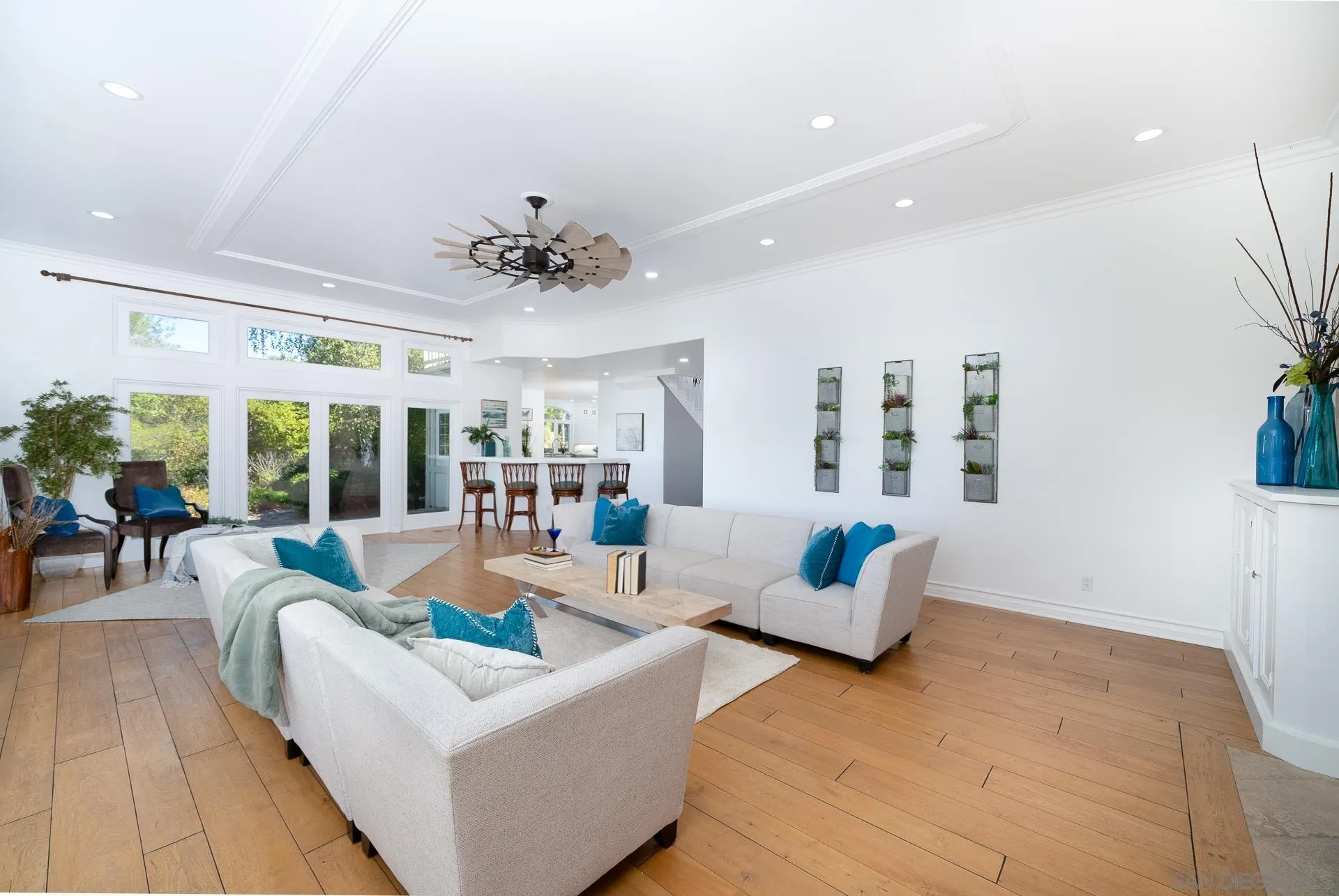 5 Rolling View Lane