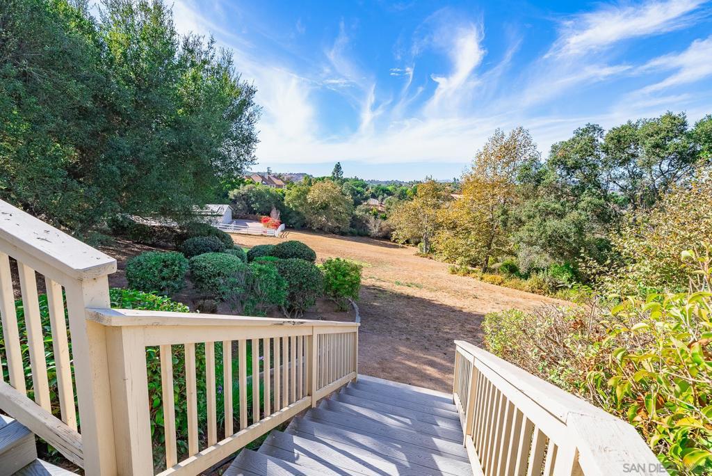5 Rolling View Lane