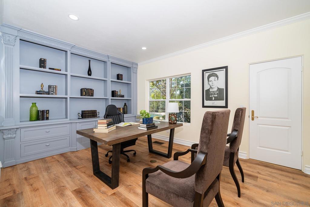 5 Rolling View Lane