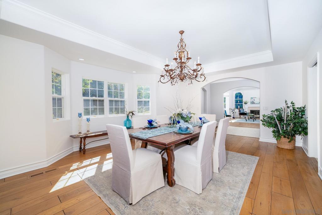 5 Rolling View Lane