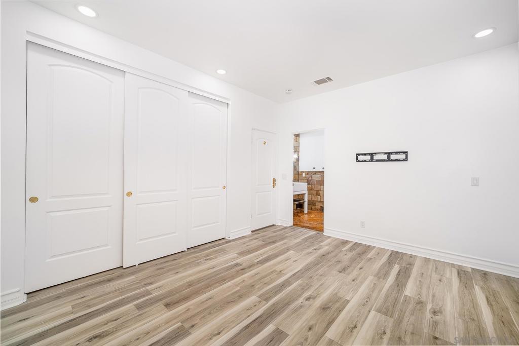 5 Rolling View Lane