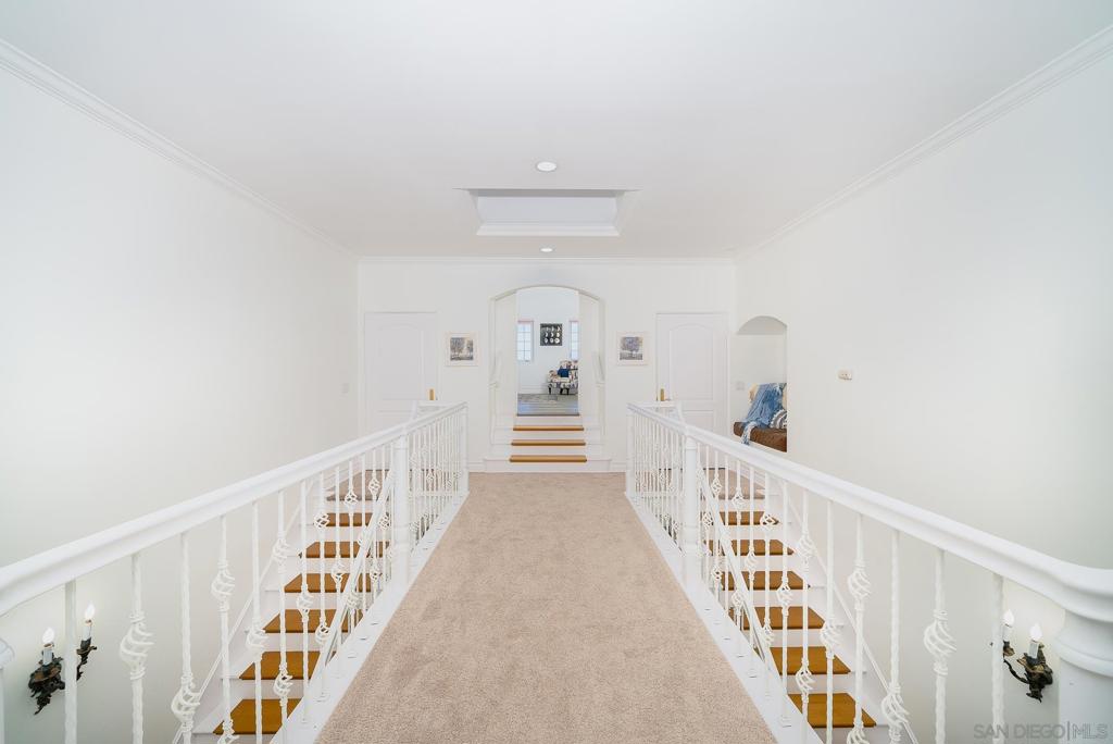 5 Rolling View Lane