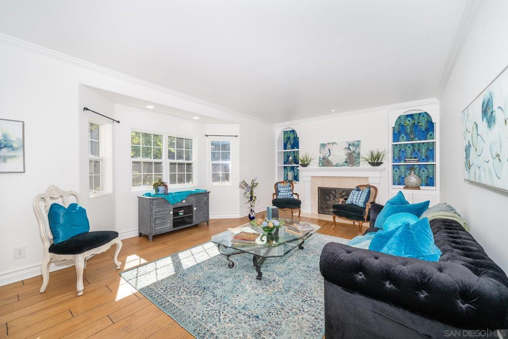 5 Rolling View Lane