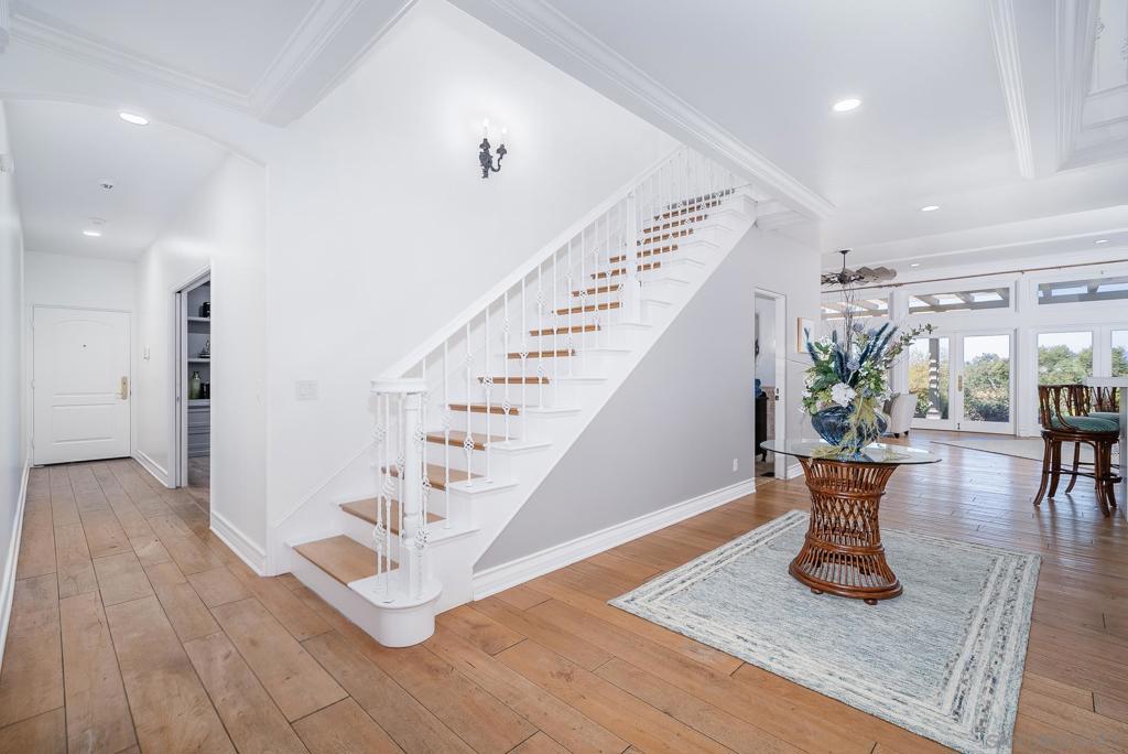 5 Rolling View Lane