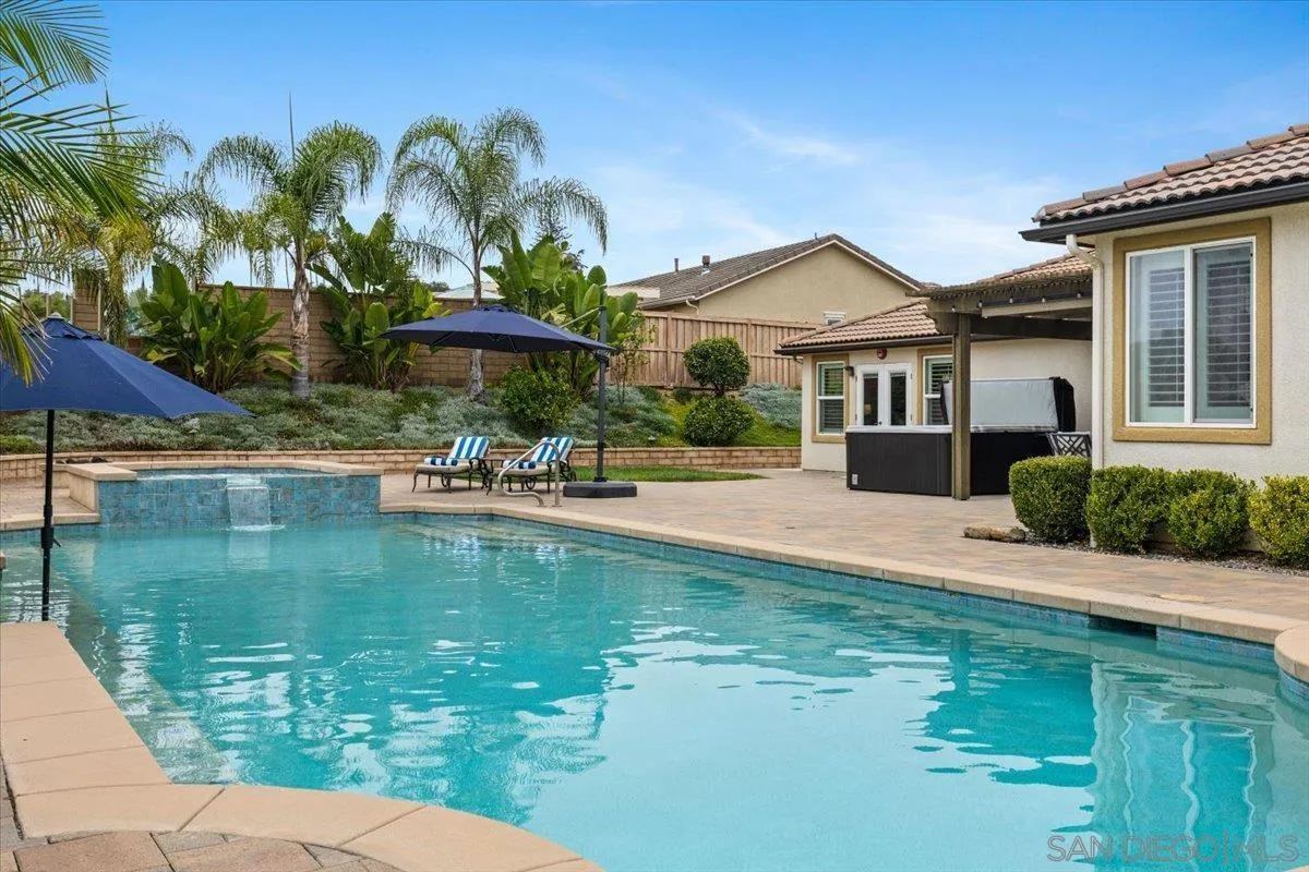368 Tom Mcguinness Jr Cir
