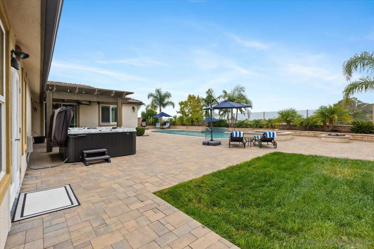 368 Tom Mcguinness Jr Cir