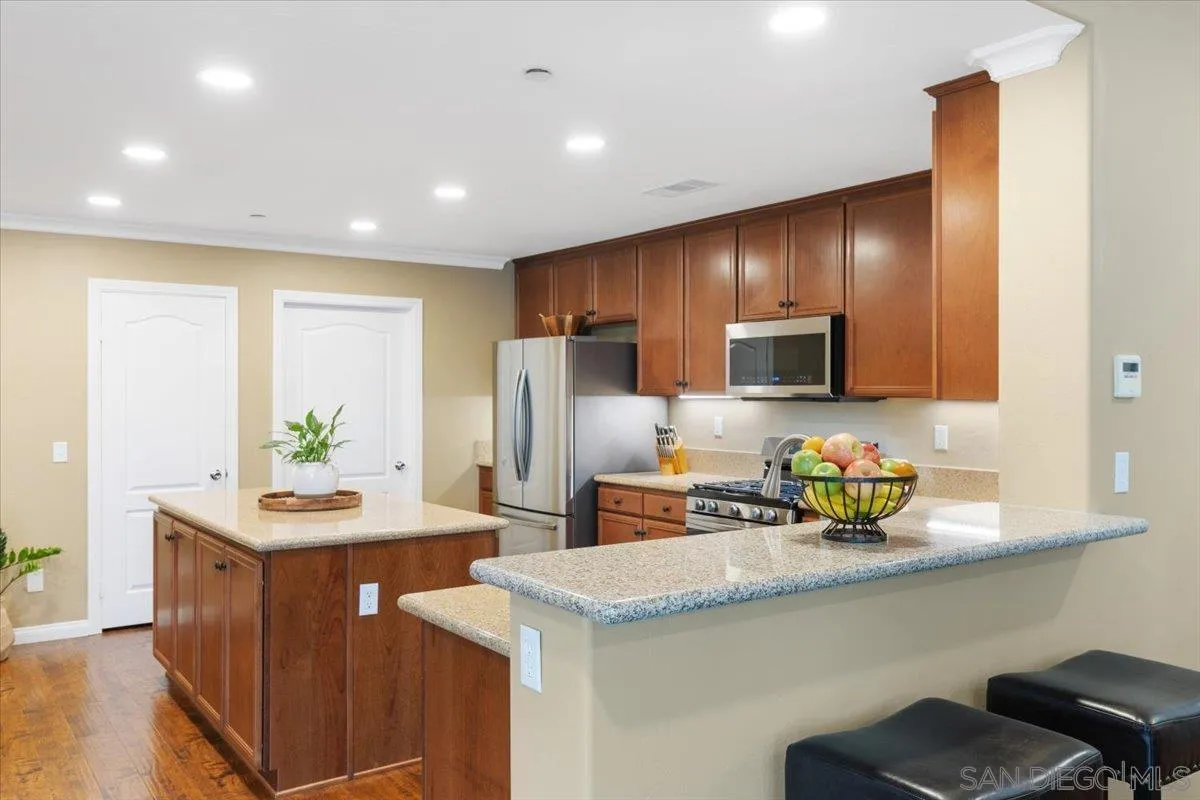 368 Tom Mcguinness Jr Cir