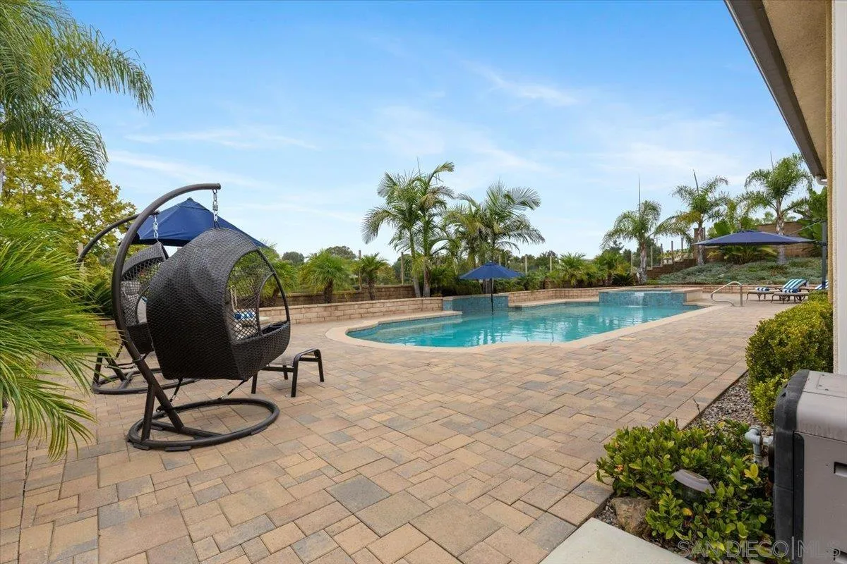 368 Tom Mcguinness Jr Cir