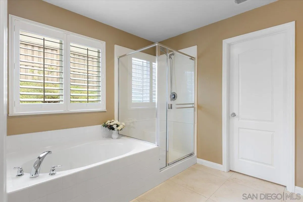 368 Tom Mcguinness Jr Cir