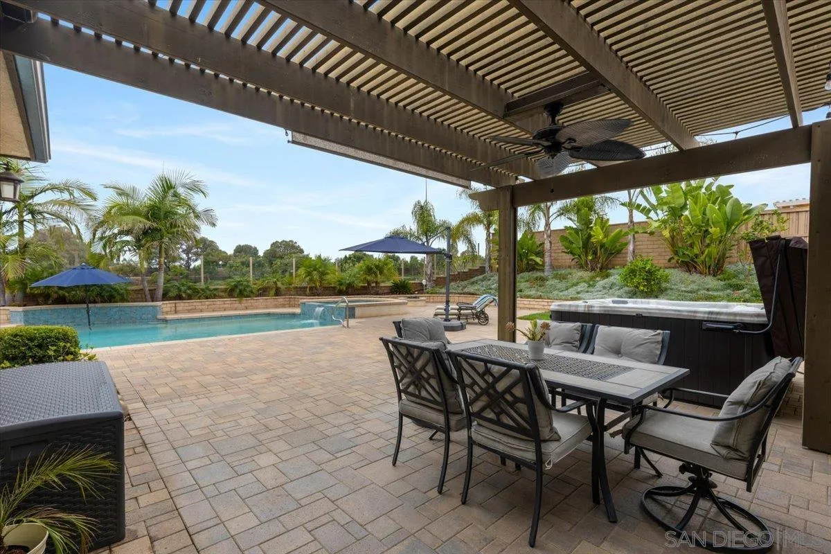 368 Tom Mcguinness Jr Cir