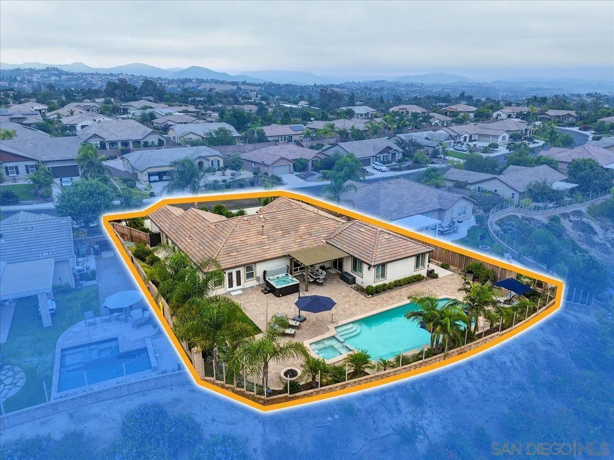 368 Tom Mcguinness Jr Cir