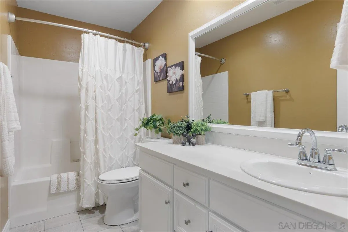 368 Tom Mcguinness Jr Cir