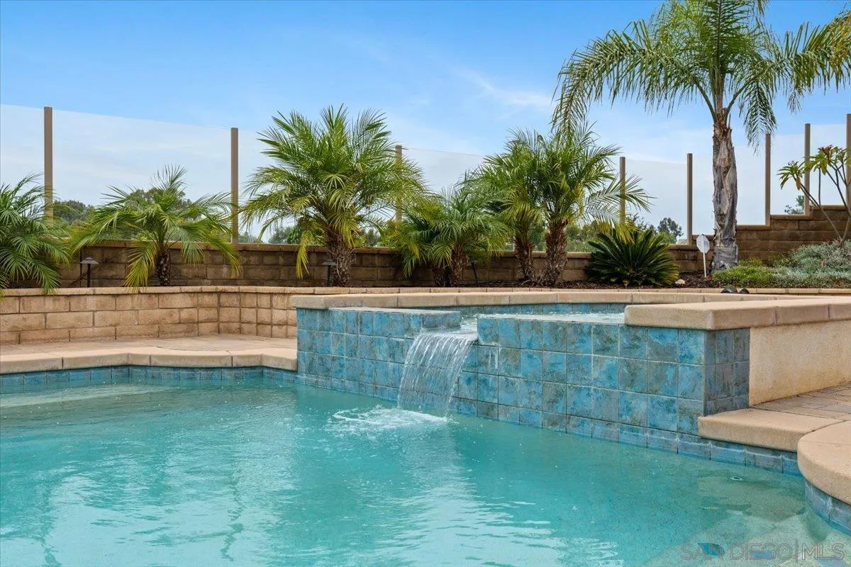 368 Tom Mcguinness Jr Cir