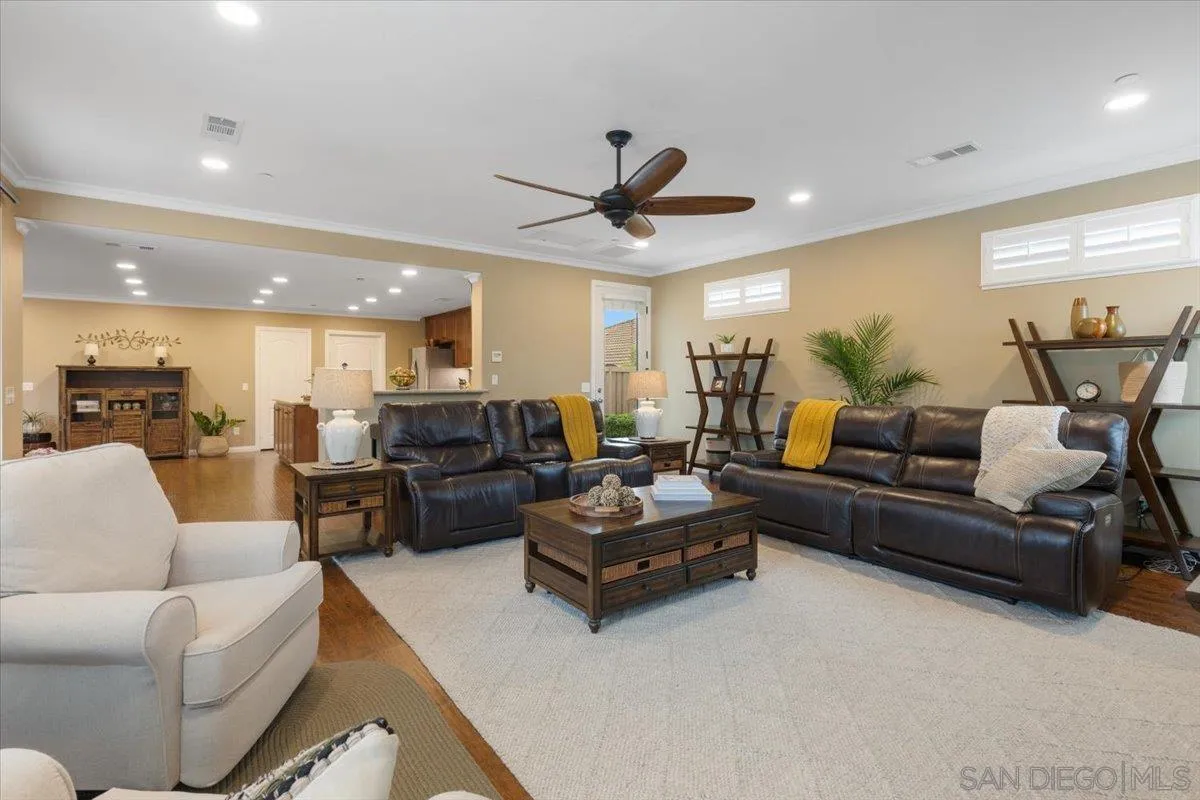 368 Tom Mcguinness Jr Cir