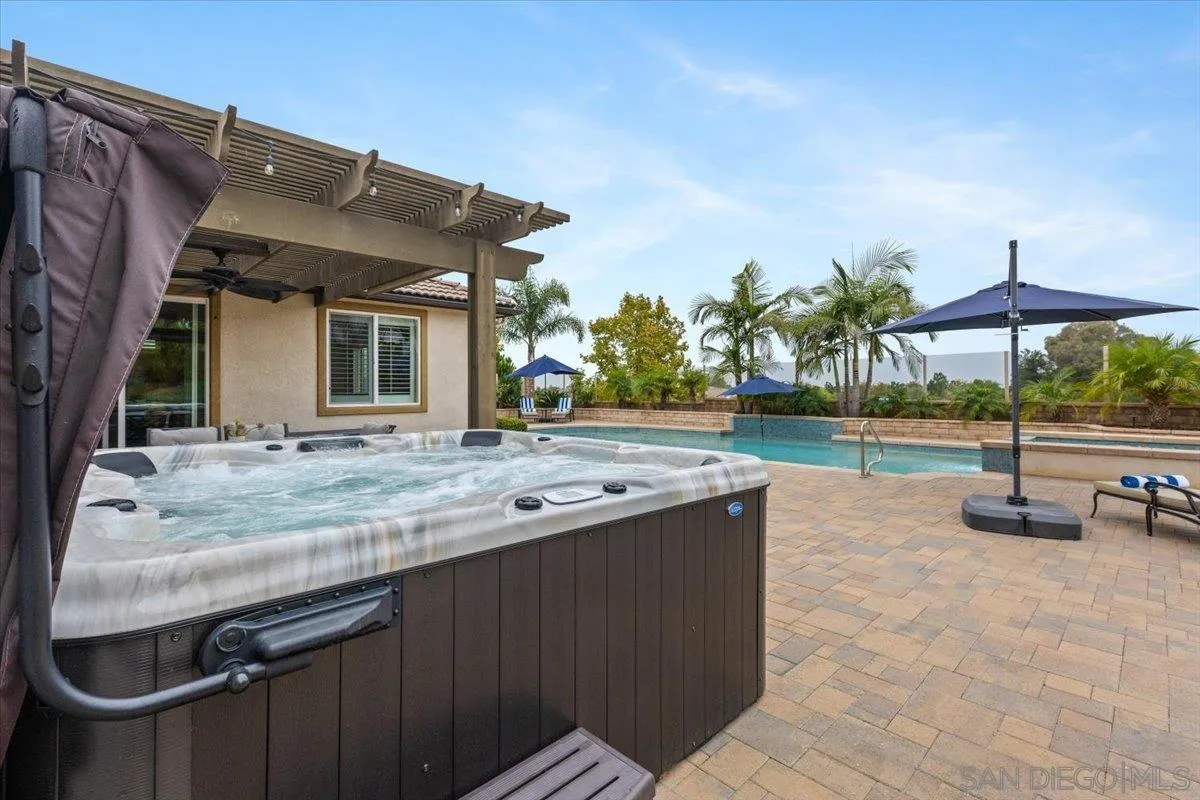 368 Tom Mcguinness Jr Cir