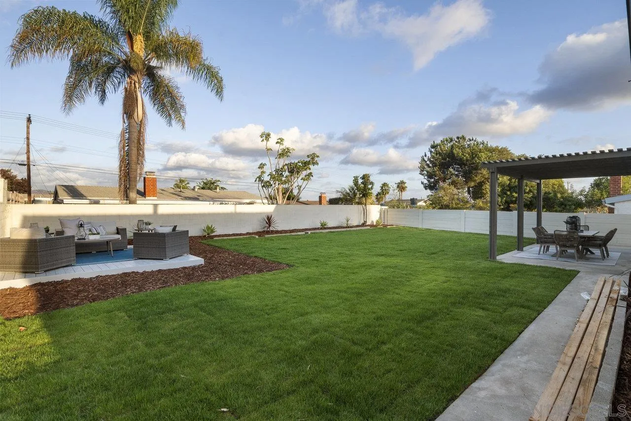 2487 Monette Dr