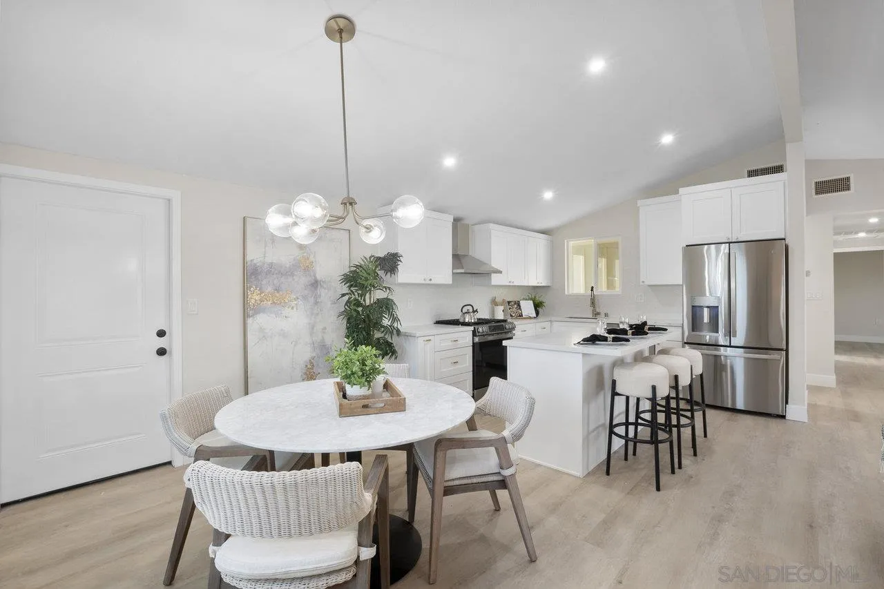 2487 Monette Dr