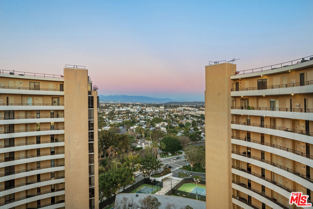 4314 Marina City Drive PH16