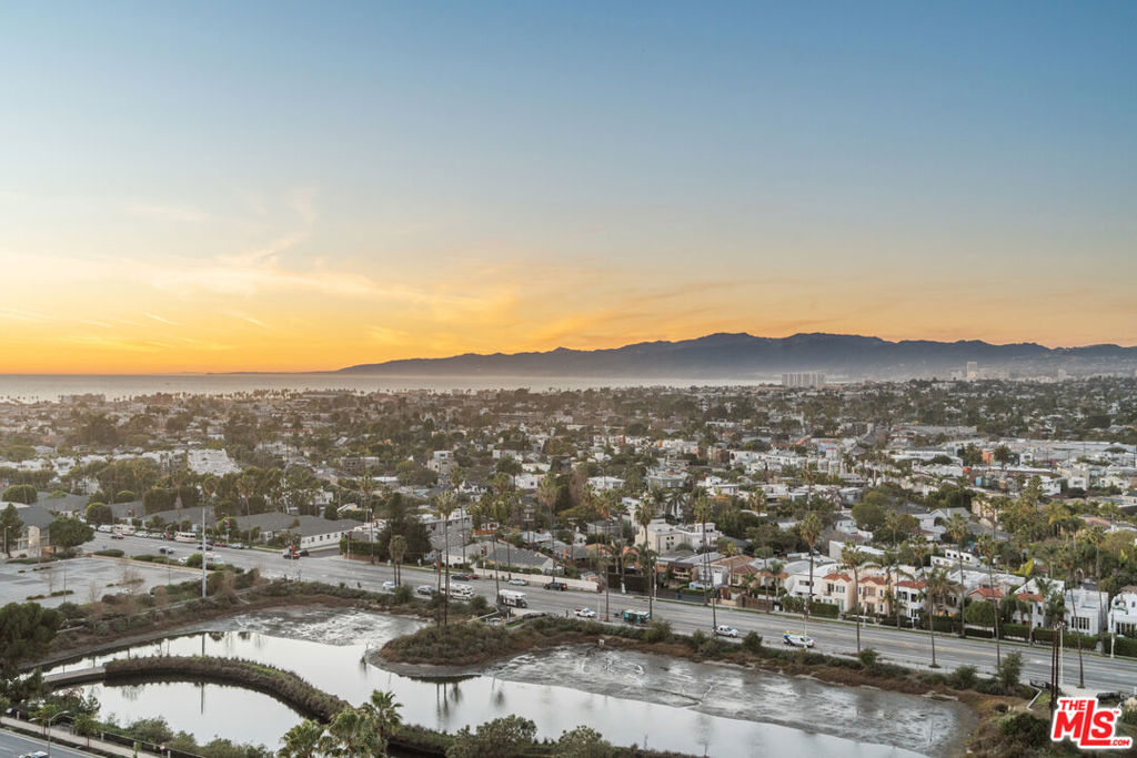 4314 Marina City Drive PH16