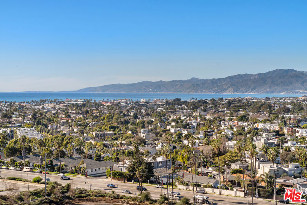 4314 Marina City Drive PH16