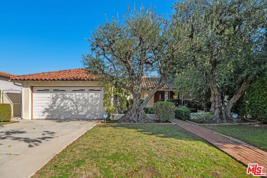 136 S Wetherly Drive