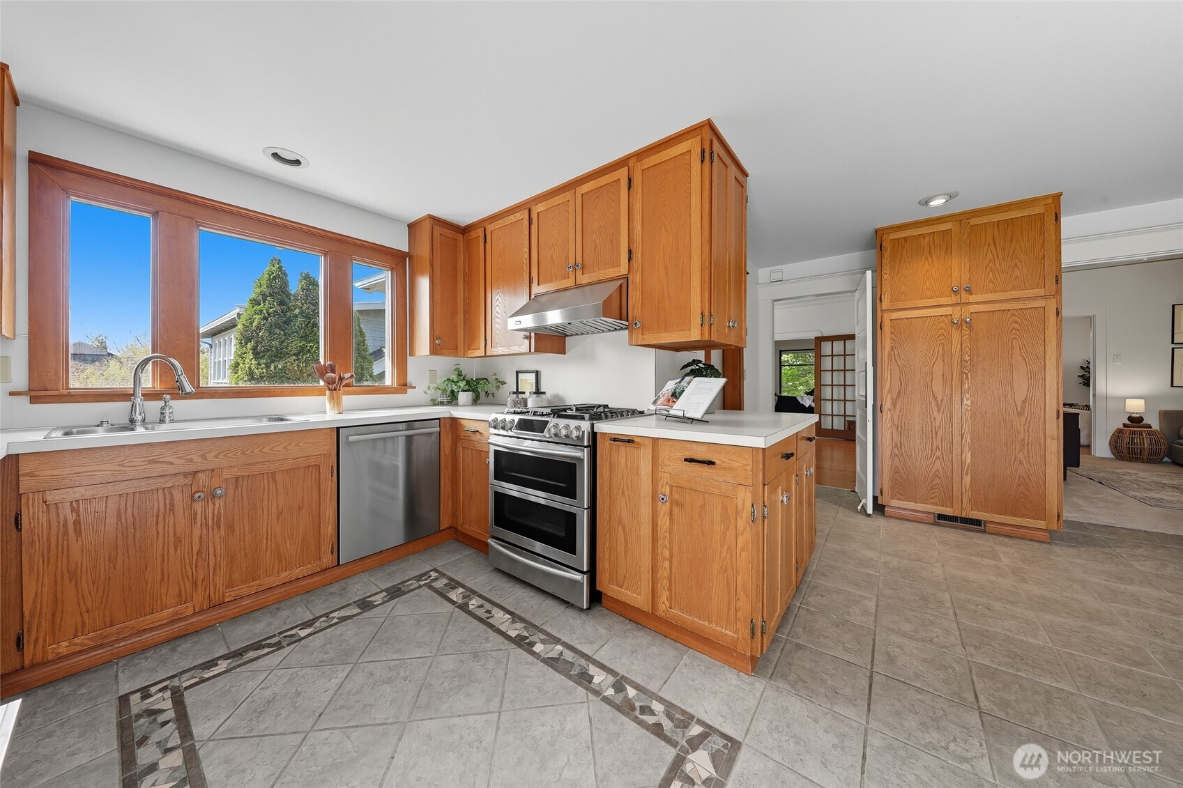 2109 N 54th Street