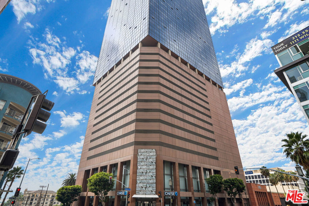 1100 Wilshire Boulevard 2501