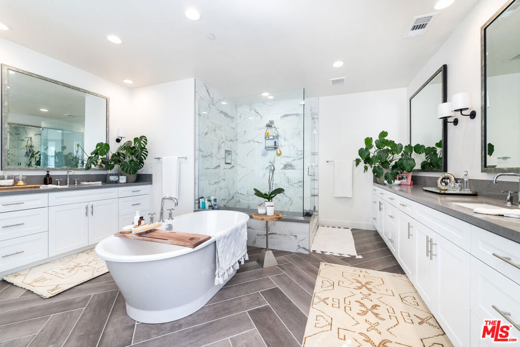 21114 W Citylights Drive