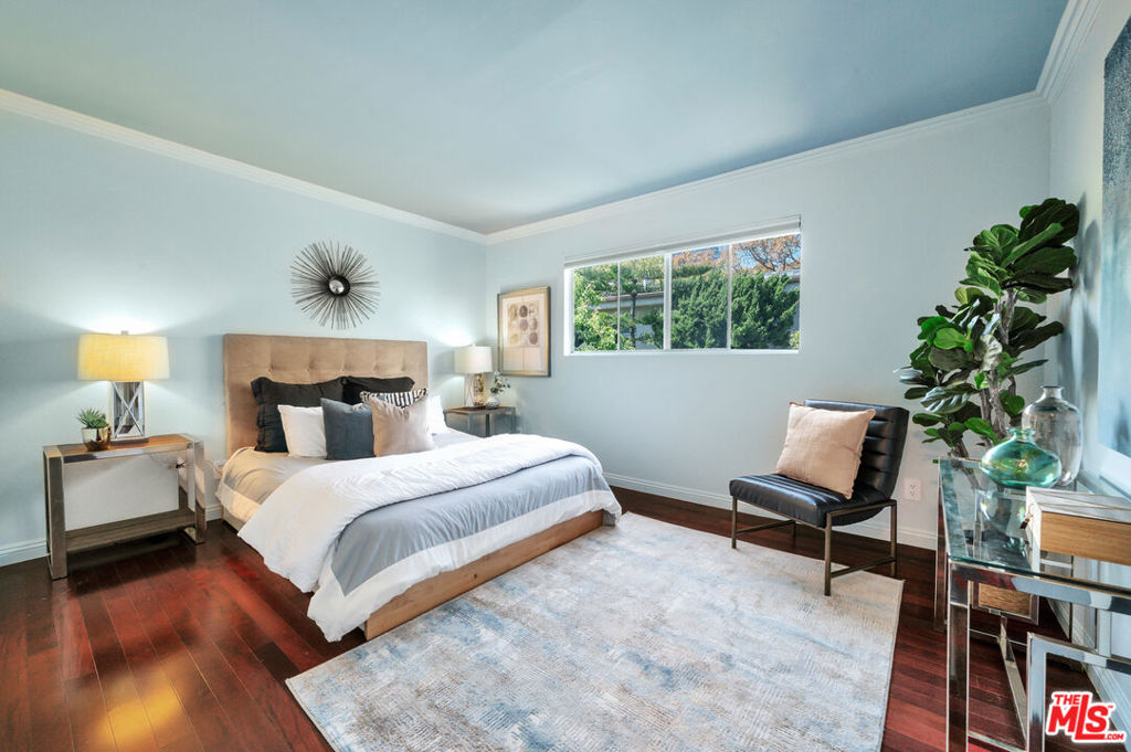 12030 Rochester Avenue 206