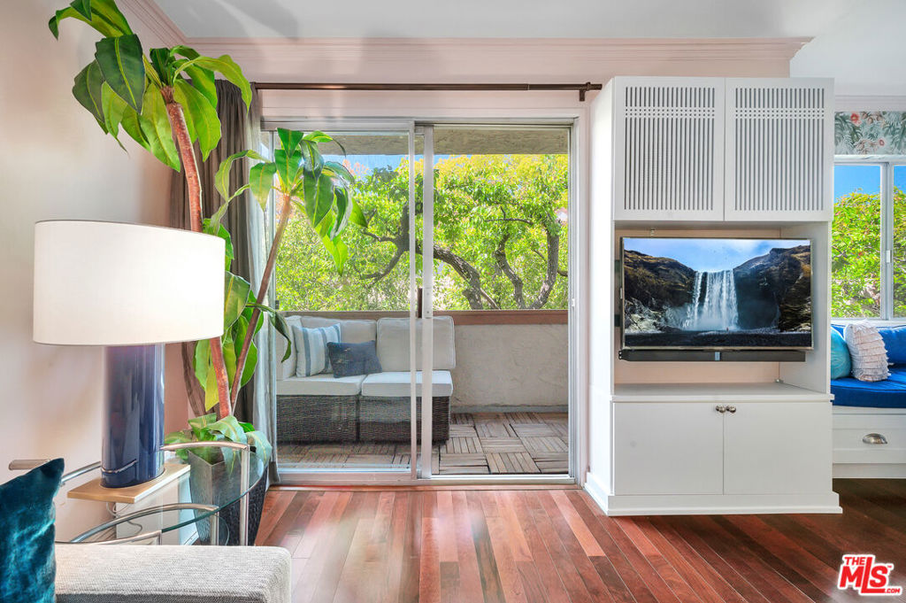 12030 Rochester Avenue 206