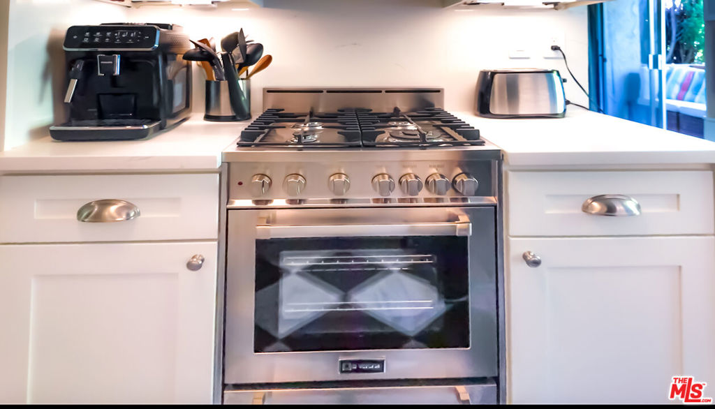 12030 Rochester Avenue 206