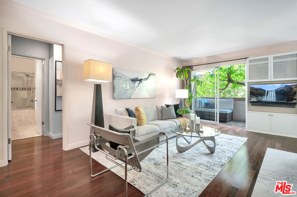 12030 Rochester Avenue 206