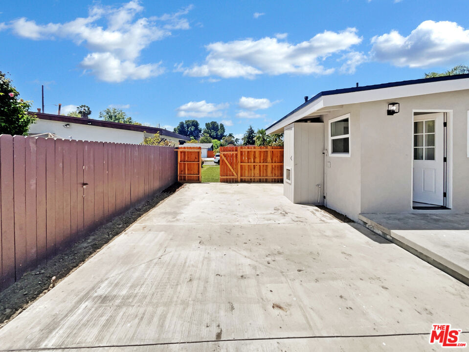 13522 Descanso Drive