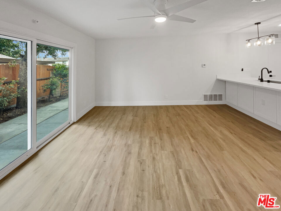 155 Green Glade Court