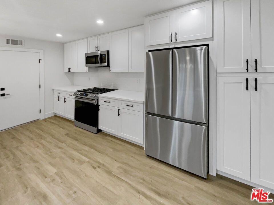 155 Green Glade Court