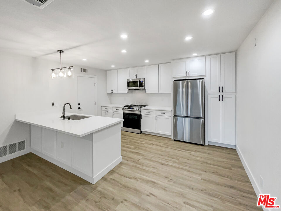 155 Green Glade Court