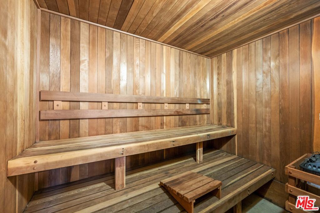 4835 E Anaheim Street 307