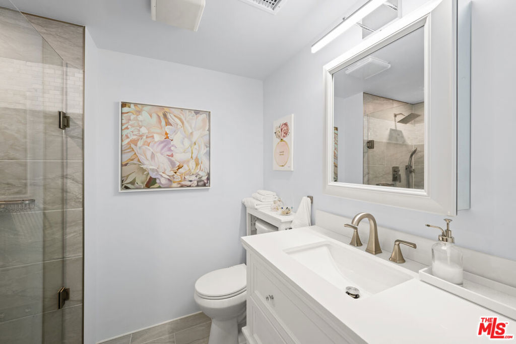 4835 E Anaheim Street 307